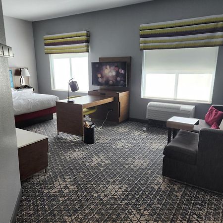 Hampton Inn & Suites Pittsburgh New Stanton Pa Buitenkant foto